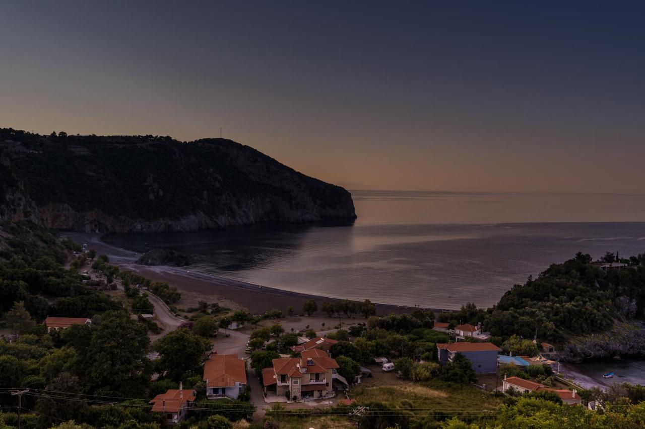 Αlissachne Suites Limniónas Exteriér fotografie